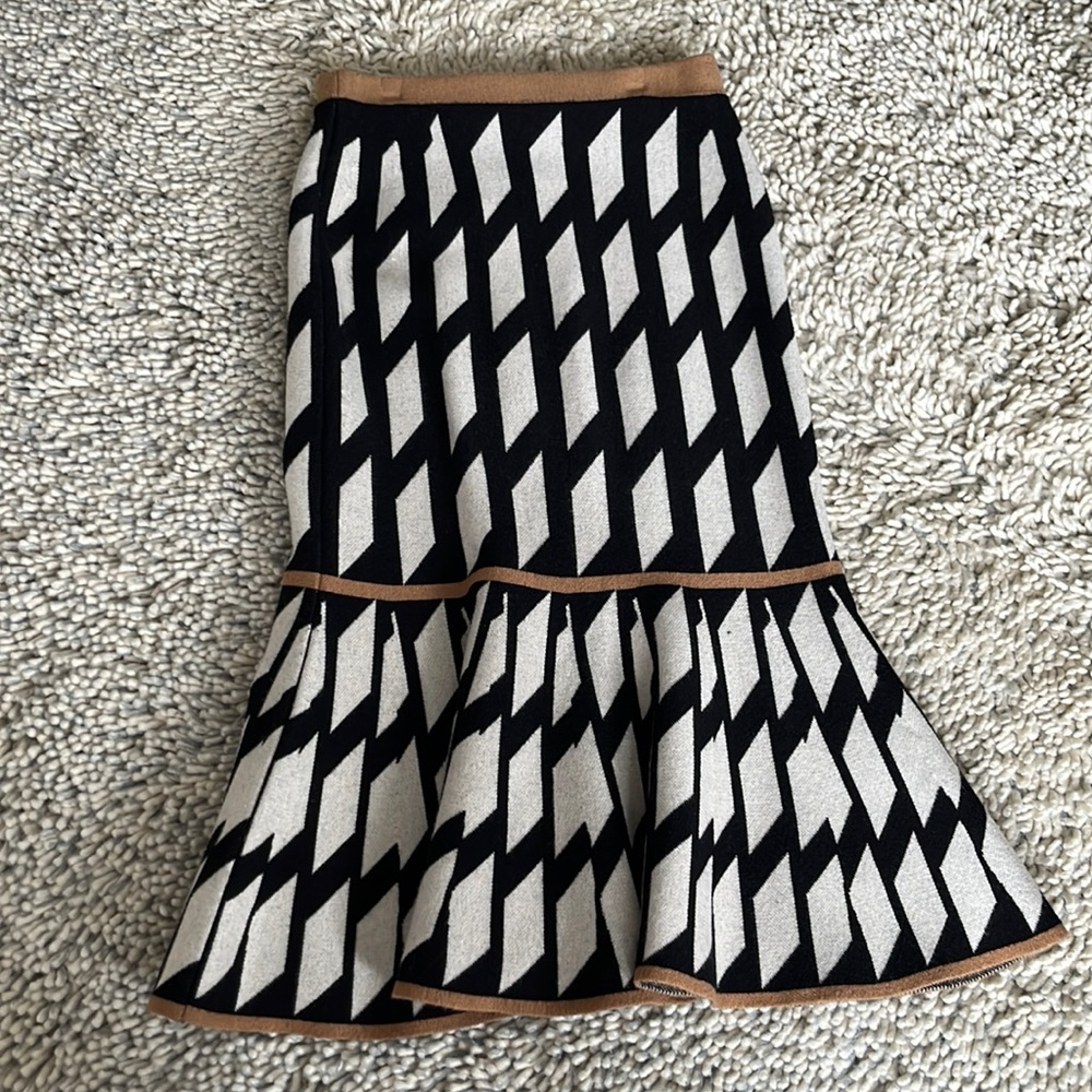 Luxurious wool skirt - La robe